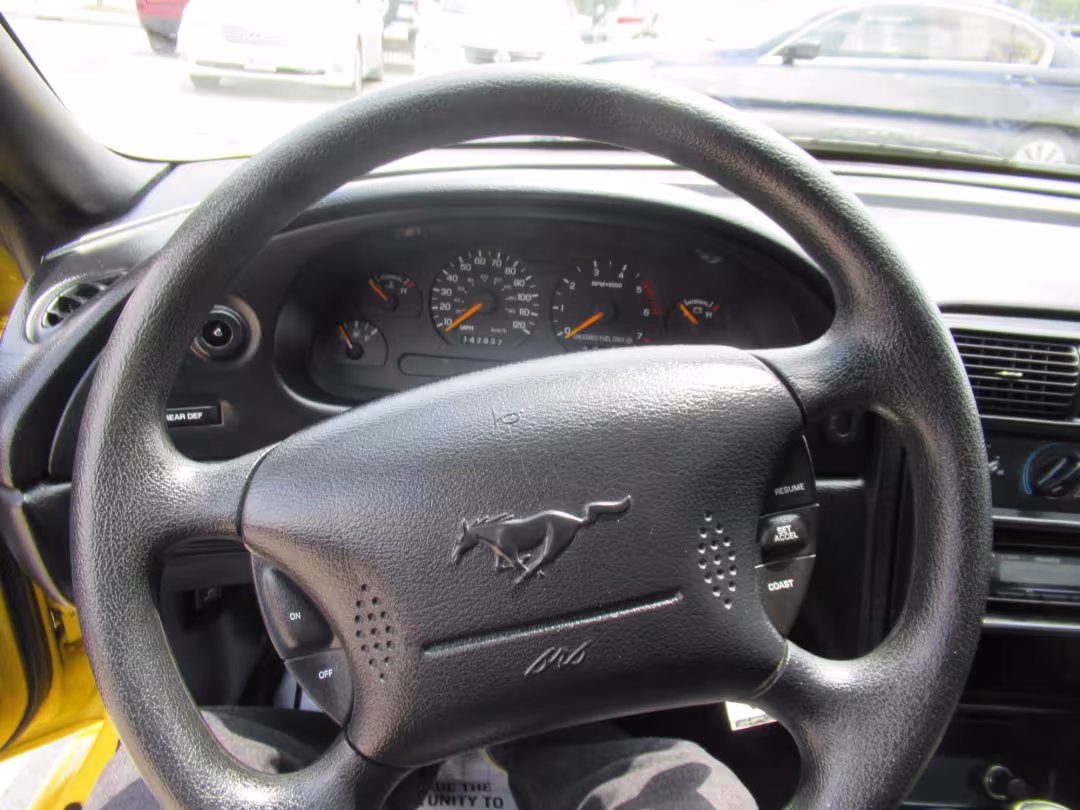 1998 Ford Mustang - 1FAFP4044WF252202 - Image #9